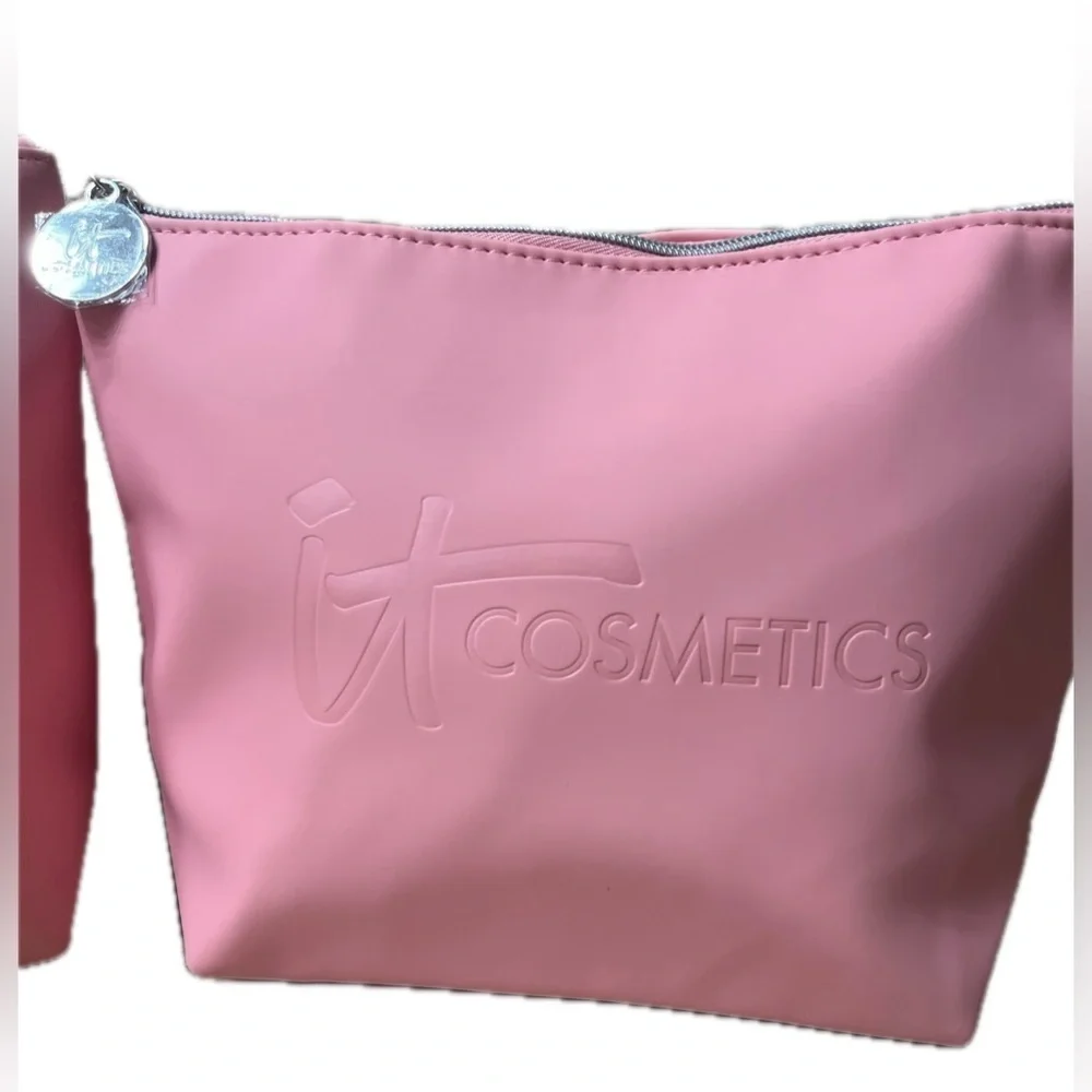 it COSMETICS XL Zip Travel Cosmetic Bags, Pink & Silver-Tone Hardware, NWOT (2)